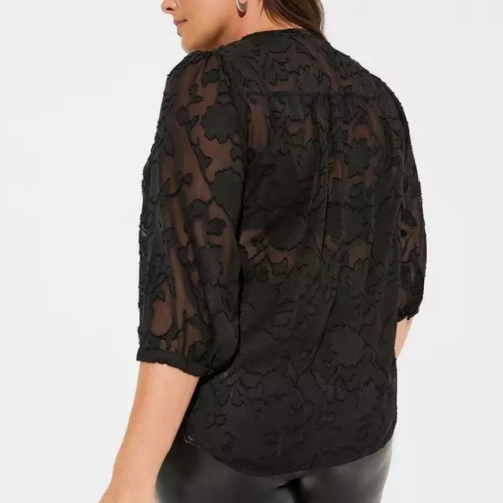 NWT Torrid Harper Chiffon Floral Blouse - Picture 2 of 10